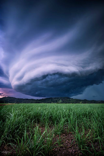supercell-shelf-cloud-1.jpg